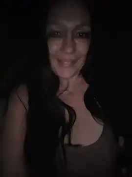 LeilaSaint Momentaufnahme des Live-Raums auf Stripchat