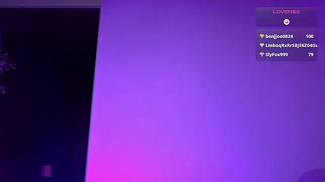 Lexavega_ live room snapshot on Stripchat