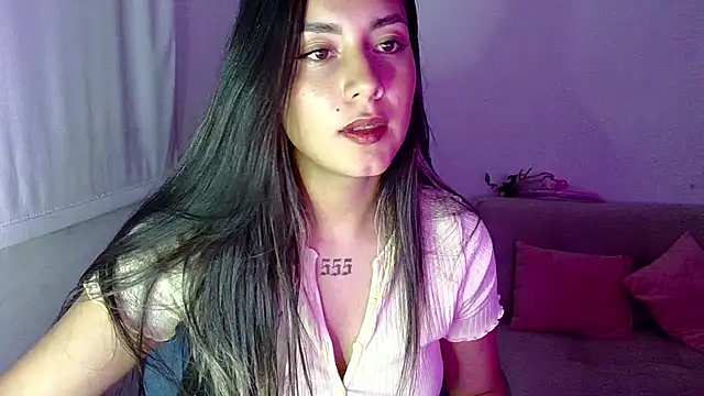 Lia_14_ captura da sala ao vivo na Stripchat