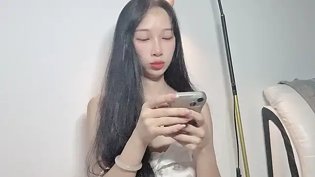 Lili-2 captura de la sala en vivo en Stripchat