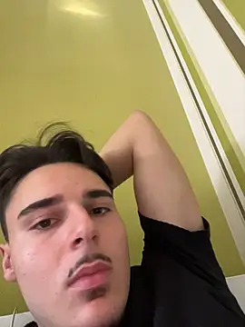 Lilostex momentopname van live room op Stripchat