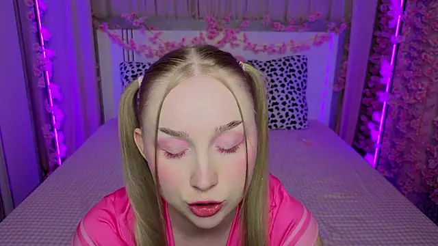 LilyStarlight captura da sala ao vivo na Stripchat