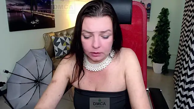 Lily_flower7 снимок онлайн-комнаты на Stripchat