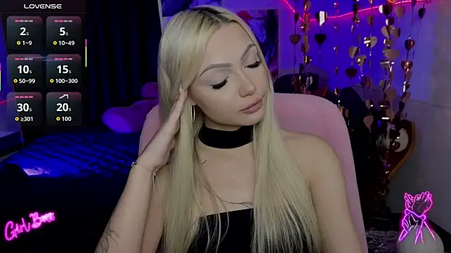 LinaLirian live room snapshot on Stripchat