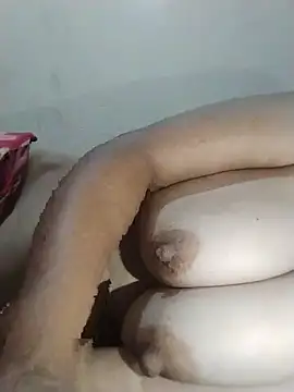 Lintm Momentaufnahme des Live-Raums auf Stripchat