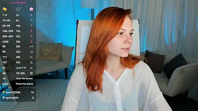 LisaAris captura de la sala en vivo en Stripchat