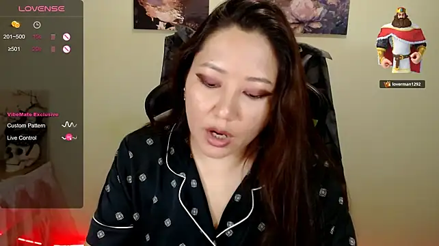 LisaAsianFlower captura de la sala en vivo en Stripchat