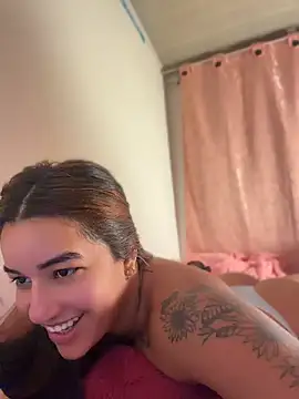 Little_Gaby_ captura de la sala en vivo en Stripchat