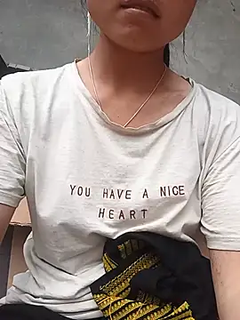 Lixie2k momentopname van live room op Stripchat