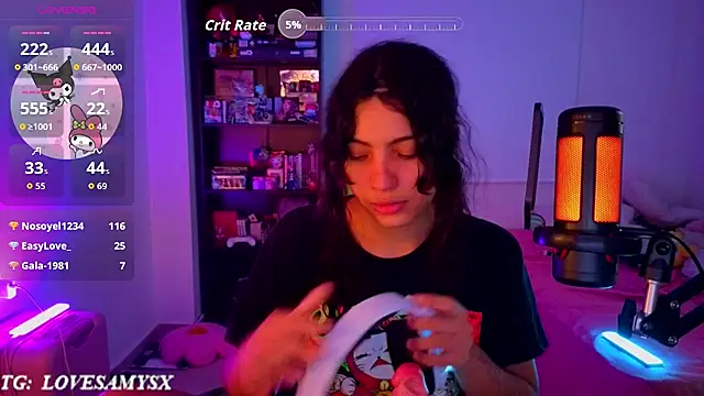 Lovelyamyy captura da sala ao vivo na Stripchat