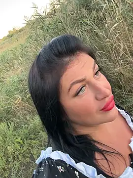 Lubovnikii captura da sala ao vivo na Stripchat
