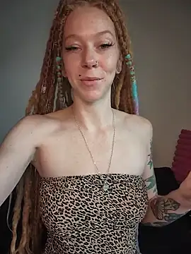 LucidLucy Momentaufnahme des Live-Raums auf Stripchat