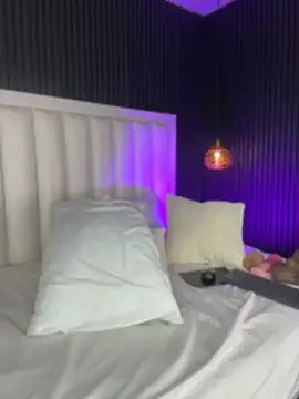 LucieMillerr снимок онлайн-комнаты на Stripchat