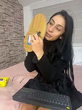 Lucyjoi Momentaufnahme des Live-Raums auf Stripchat