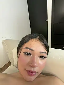 Lulu_Sakura_ captura da sala ao vivo na Stripchat