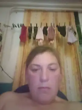 LunaLu888 captura de la sala en vivo en Stripchat