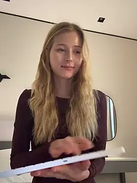 LunaRase Momentaufnahme des Live-Raums auf Stripchat