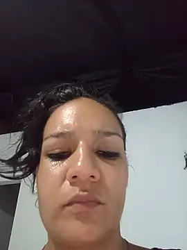 Luna_petite69 снимок онлайн-комнаты на Stripchat