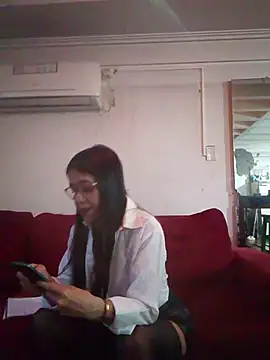 Luna_plateada Momentaufnahme des Live-Raums auf Stripchat