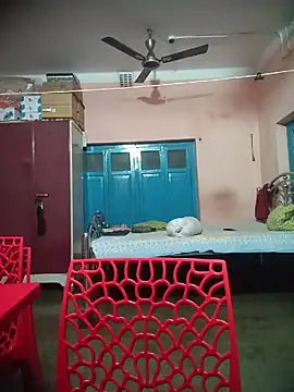 Lusty_vivek_ captura de la sala en vivo en Stripchat