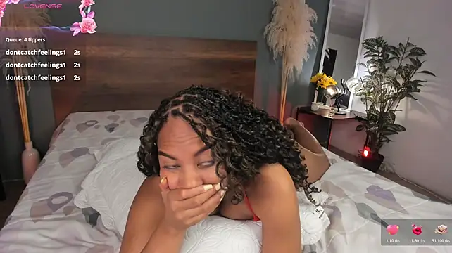 Lynncute Momentaufnahme des Live-Raums auf Stripchat