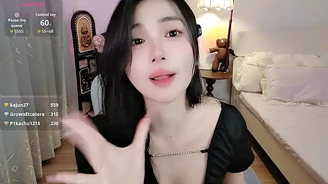 M-CC-M Momentaufnahme des Live-Raums auf Stripchat