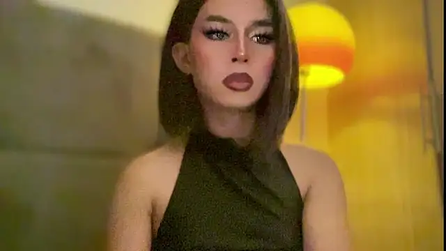 M1ss_Ophelia_ captura da sala ao vivo na Stripchat