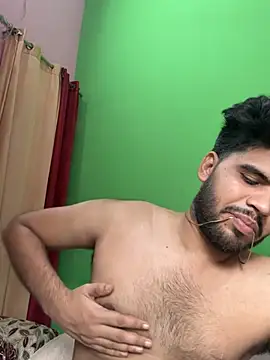 MASTTERRRR Momentaufnahme des Live-Raums auf Stripchat