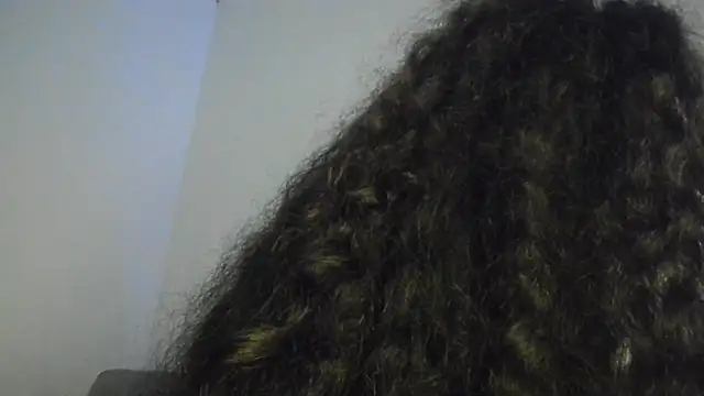 MYKY_YY Momentaufnahme des Live-Raums auf Stripchat