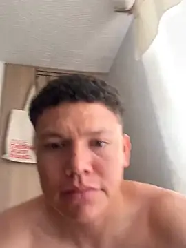 MaGnuSexy captura de la sala en vivo en Stripchat