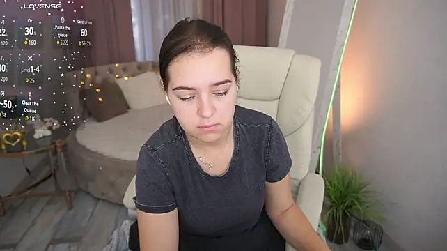 MadameeSin momentopname van live room op Stripchat