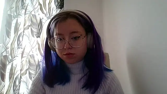 MaddieTeen momentopname van live room op Stripchat