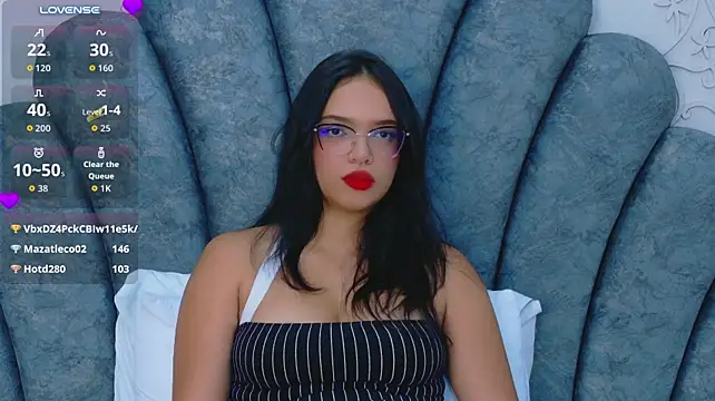 Maddy-Dove captura da sala ao vivo na Stripchat