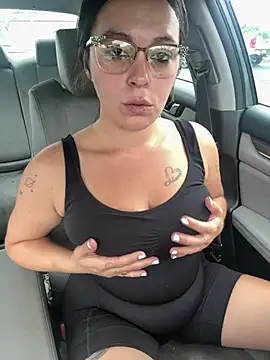 MamaSpicy captura de la sala en vivo en Stripchat