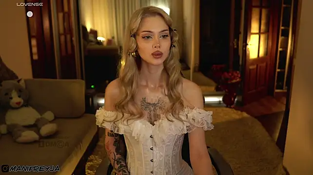 ManiFreyja Momentaufnahme des Live-Raums auf Stripchat