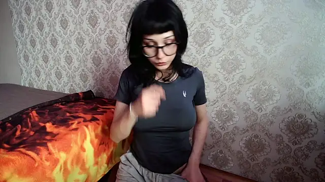 MarinaSteinkuehler Momentaufnahme des Live-Raums auf Stripchat