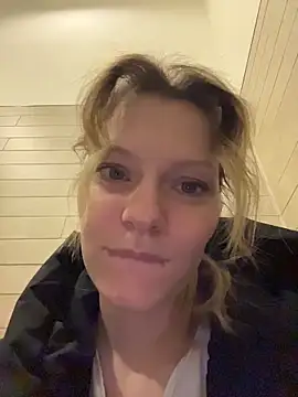 MaryHiggins captura de la sala en vivo en Stripchat