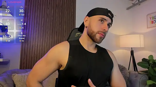 Maximo_Wolff live room snapshot on Stripchat