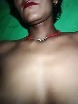 Maya_Big55A live room snapshot on Stripchat