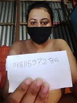 Maya_Sundori live room snapshot on Stripchat