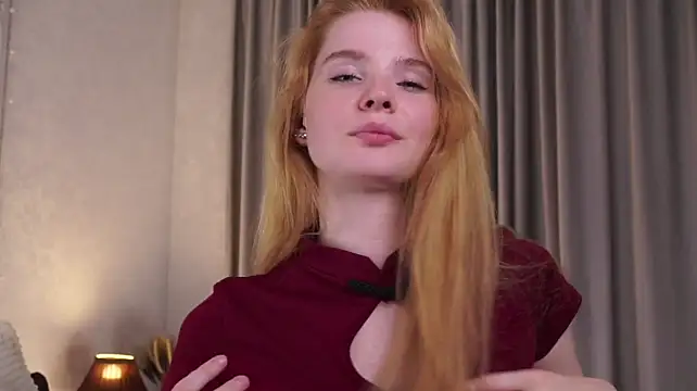 MerylBronston снимок онлайн-комнаты на Stripchat