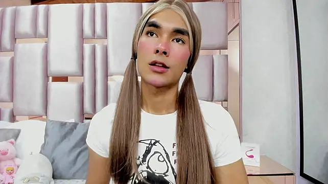 MiaBuny captura da sala ao vivo na Stripchat