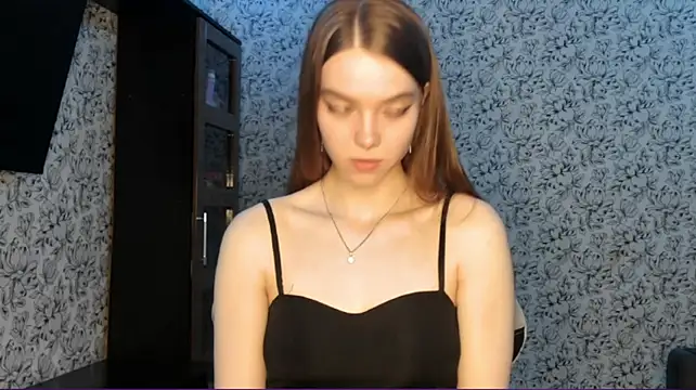 MidnightHaze Momentaufnahme des Live-Raums auf Stripchat