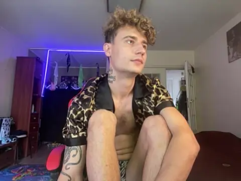 Mike_severi2 Momentaufnahme des Live-Raums auf Stripchat