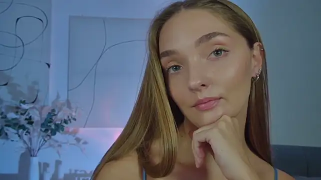 MilaVoss Momentaufnahme des Live-Raums auf Stripchat