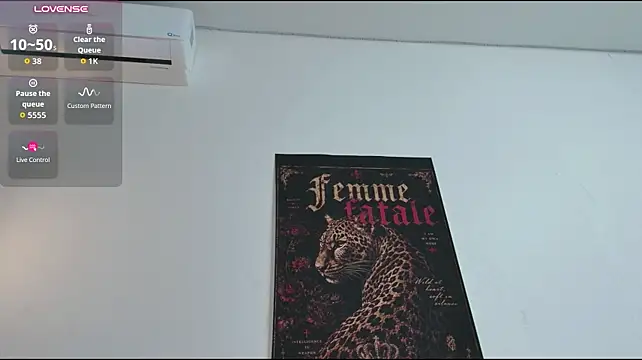 MinnieLighter Momentaufnahme des Live-Raums auf Stripchat