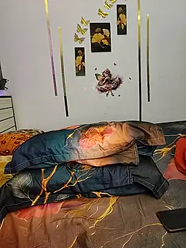 Misss-julli Momentaufnahme des Live-Raums auf Stripchat