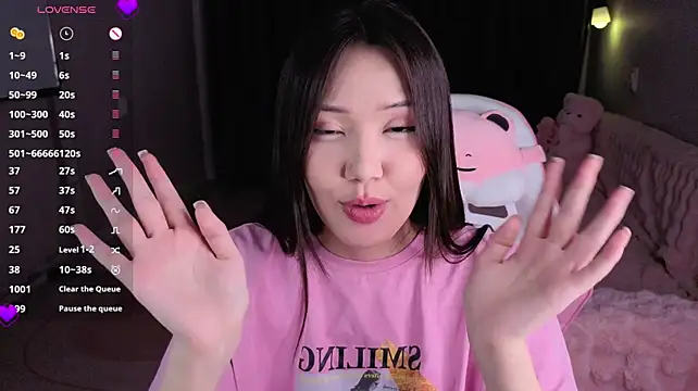 Momo_Ayase_ снимок онлайн-комнаты на Stripchat