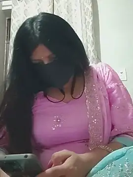 Monika121213 Momentaufnahme des Live-Raums auf Stripchat