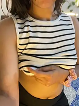 Ms_stella live room snapshot on Stripchat